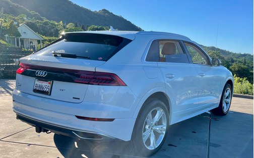 Photo 4 of 15 of 2019 Audi Q8 3.0T Premium